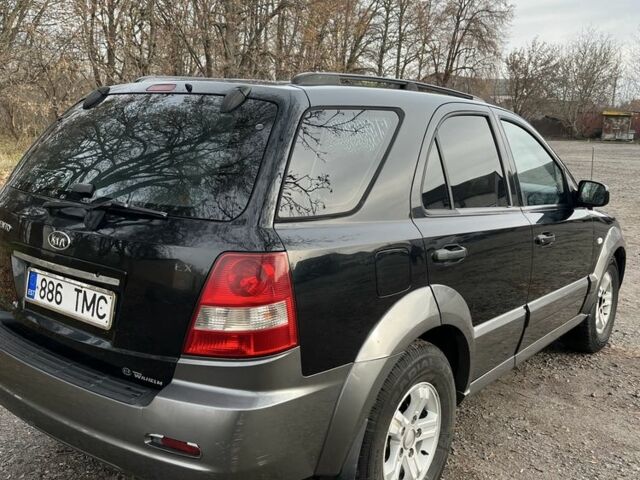 Черный Киа Соренто, объемом двигателя 2.5 л и пробегом 244 тыс. км за 4750 $, фото 3 на Automoto.ua