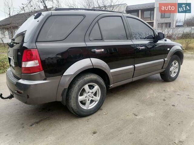 Чорний Кіа Соренто, об'ємом двигуна 2.5 л та пробігом 294 тис. км за 7400 $, фото 4 на Automoto.ua