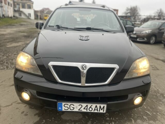 Чорний Кіа Соренто, об'ємом двигуна 0 л та пробігом 300 тис. км за 3950 $, фото 1 на Automoto.ua
