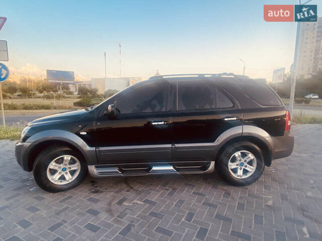 Черный Киа Соренто, объемом двигателя 2.5 л и пробегом 119 тыс. км за 8800 $, фото 5 на Automoto.ua