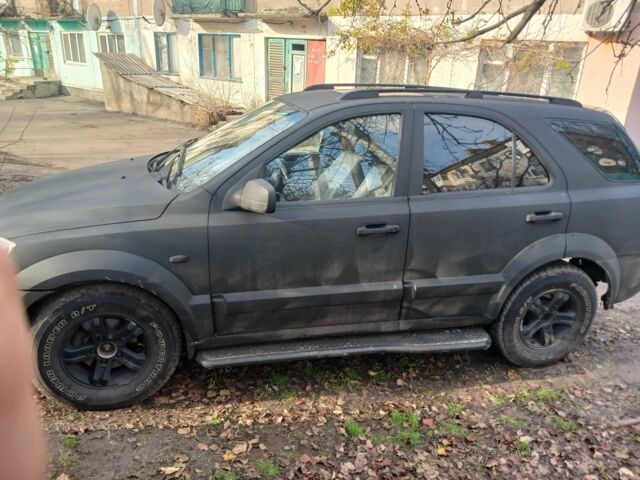 Черный Киа Соренто, объемом двигателя 2.5 л и пробегом 3 тыс. км за 2717 $, фото 3 на Automoto.ua