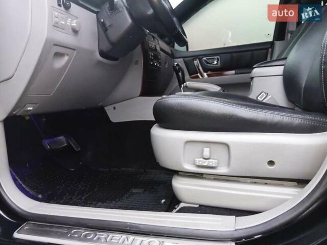 Черный Киа Соренто, объемом двигателя 3.5 л и пробегом 230 тыс. км за 6999 $, фото 27 на Automoto.ua