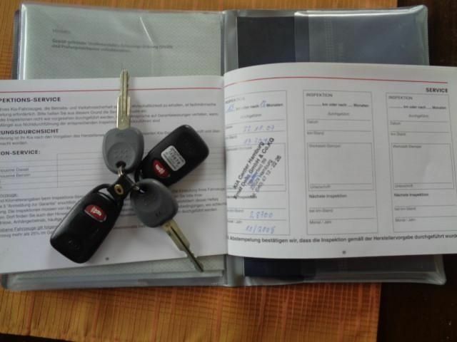 Черный Киа Соренто, объемом двигателя 2.2 л и пробегом 235 тыс. км за 2381 $, фото 6 на Automoto.ua