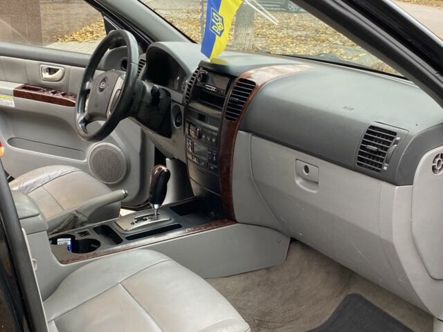Чорний Кіа Соренто, об'ємом двигуна 2.5 л та пробігом 210 тис. км за 3450 $, фото 12 на Automoto.ua