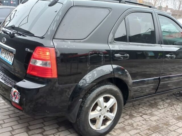 Чорний Кіа Соренто, об'ємом двигуна 2.5 л та пробігом 267 тис. км за 5100 $, фото 5 на Automoto.ua
