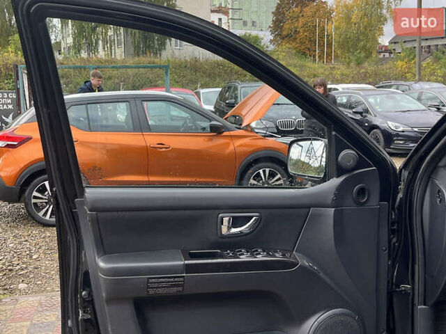 Чорний Кіа Соренто, об'ємом двигуна 2.5 л та пробігом 240 тис. км за 8999 $, фото 19 на Automoto.ua