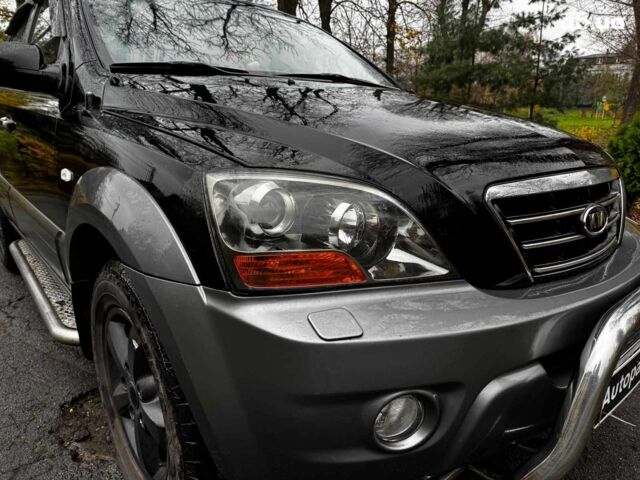 Чорний Кіа Соренто, об'ємом двигуна 2.5 л та пробігом 226 тис. км за 8490 $, фото 3 на Automoto.ua