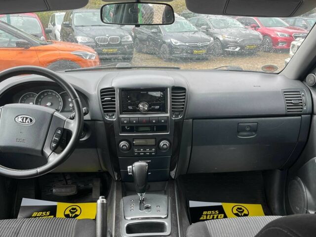 Черный Киа Соренто, объемом двигателя 2.5 л и пробегом 240 тыс. км за 8999 $, фото 8 на Automoto.ua