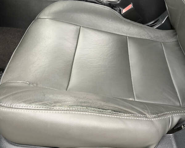 Черный Киа Соренто, объемом двигателя 3.34 л и пробегом 285 тыс. км за 7700 $, фото 22 на Automoto.ua