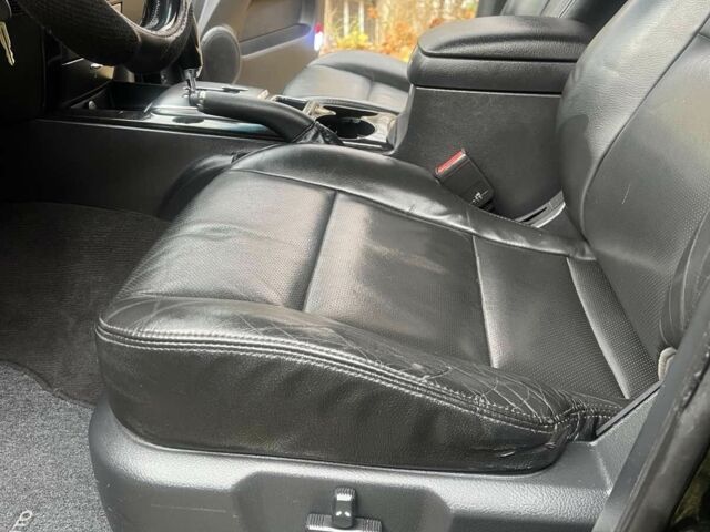 Черный Киа Соренто, объемом двигателя 2.5 л и пробегом 230 тыс. км за 4900 $, фото 6 на Automoto.ua