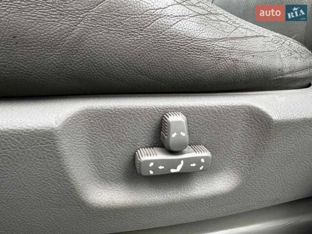 Чорний Кіа Соренто, об'ємом двигуна 2.5 л та пробігом 226 тис. км за 8490 $, фото 14 на Automoto.ua