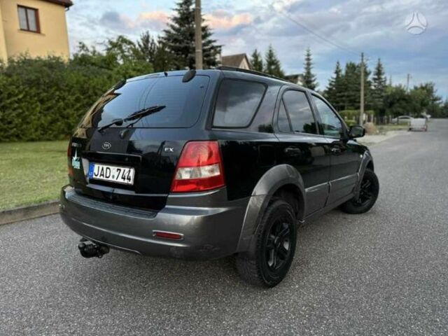 Черный Киа Соренто, объемом двигателя 2.5 л и пробегом 214 тыс. км за 2850 $, фото 8 на Automoto.ua