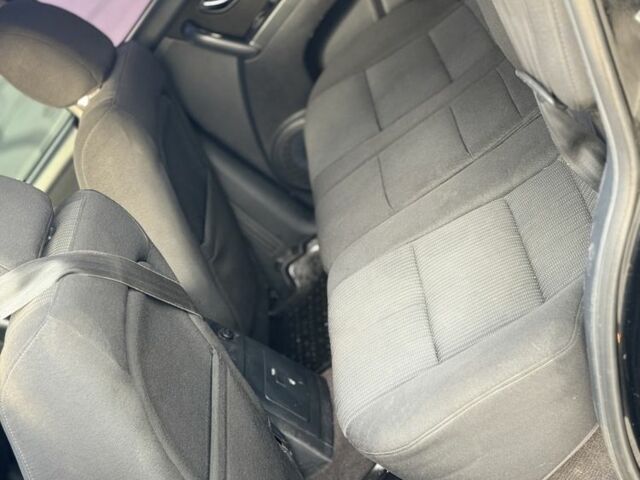 Черный Киа Соренто, объемом двигателя 2.5 л и пробегом 290 тыс. км за 5300 $, фото 10 на Automoto.ua