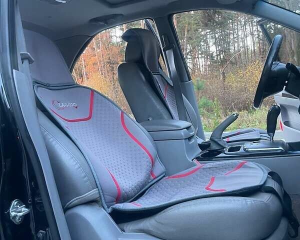 Черный Киа Соренто, объемом двигателя 2.5 л и пробегом 250 тыс. км за 8200 $, фото 18 на Automoto.ua