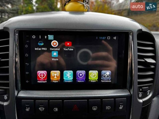 Чорний Кіа Соренто, об'ємом двигуна 2.5 л та пробігом 226 тис. км за 8490 $, фото 18 на Automoto.ua