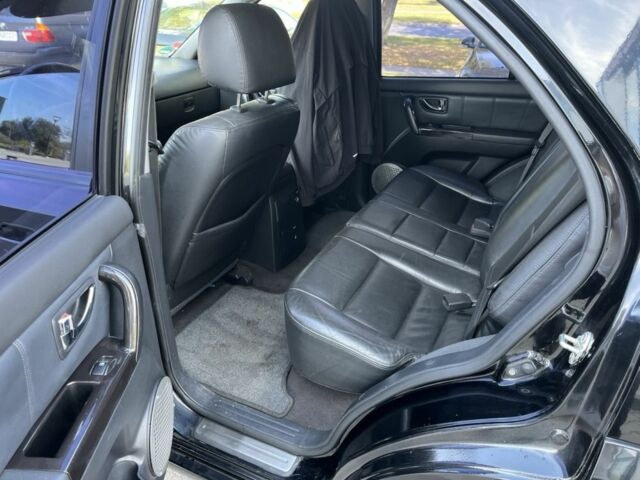 Чорний Кіа Соренто, об'ємом двигуна 2.5 л та пробігом 300 тис. км за 4800 $, фото 10 на Automoto.ua