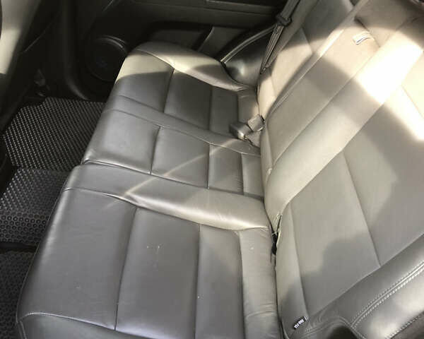 Черный Киа Соренто, объемом двигателя 3.34 л и пробегом 285 тыс. км за 7700 $, фото 34 на Automoto.ua