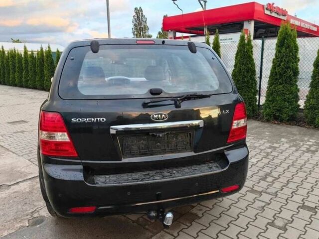 Черный Киа Соренто, объемом двигателя 2.5 л и пробегом 328 тыс. км за 3850 $, фото 5 на Automoto.ua