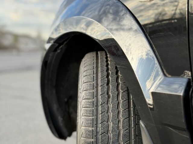 Черный Киа Соренто, объемом двигателя 2.5 л и пробегом 290 тыс. км за 5300 $, фото 4 на Automoto.ua