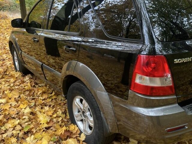 Киа Соренто 2007 в Днепре (Днепропетровске) на Automoto.ua Черный Киа Соренто, объемом двигателя 2.5 л и пробегом 330 тыс. км за 4600 $, фото 3 на Automoto.ua