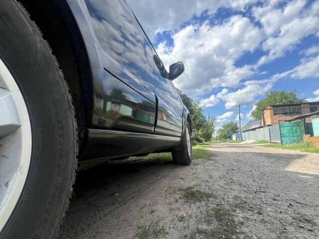 Черный Киа Соренто, объемом двигателя 2.5 л и пробегом 280 тыс. км за 4499 $, фото 14 на Automoto.ua