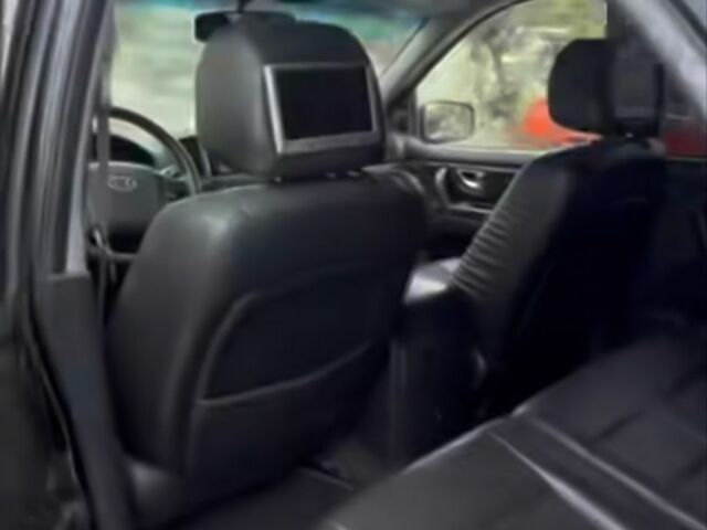 Киа Соренто 2007 в Славянске на Automoto.ua Черный Киа Соренто, объемом двигателя 2.5 л и пробегом 258 тыс. км за 2500 $, фото 5 на Automoto.ua