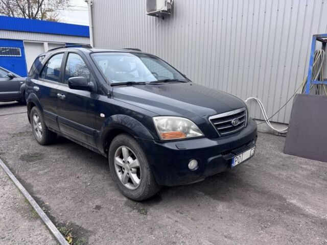 Чорний Кіа Соренто, об'ємом двигуна 2.5 л та пробігом 313 тис. км за 4600 $, фото 2 на Automoto.ua