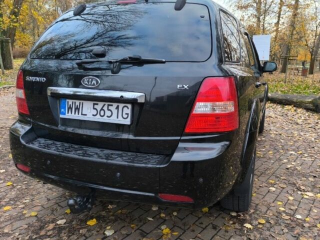 Черный Киа Соренто, объемом двигателя 2.5 л и пробегом 228 тыс. км за 3250 $, фото 2 на Automoto.ua