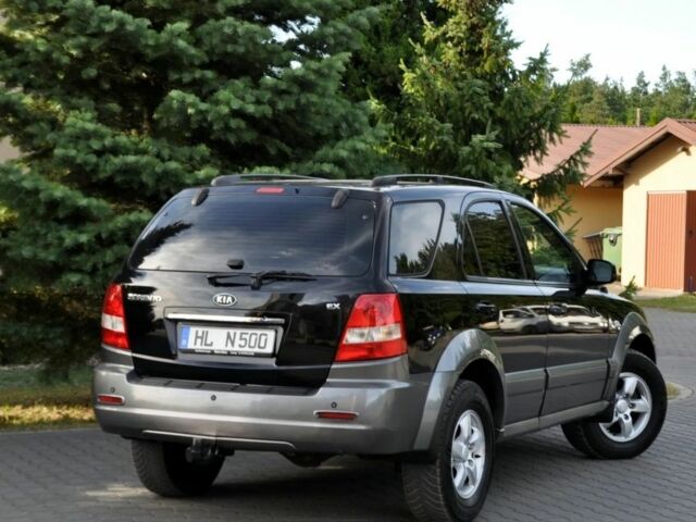 Чорний Кіа Соренто, об'ємом двигуна 2.5 л та пробігом 243 тис. км за 2900 $, фото 5 на Automoto.ua
