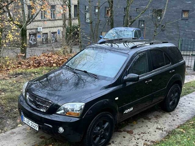 Черный Киа Соренто, объемом двигателя 2.5 л и пробегом 230 тыс. км за 4900 $, фото 2 на Automoto.ua