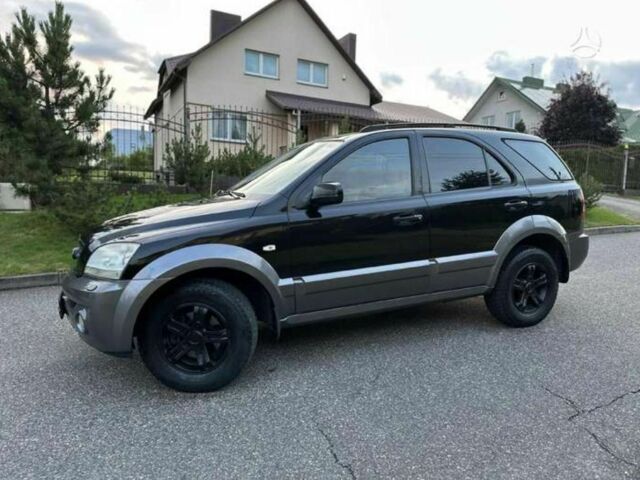 Черный Киа Соренто, объемом двигателя 2.5 л и пробегом 214 тыс. км за 2850 $, фото 3 на Automoto.ua