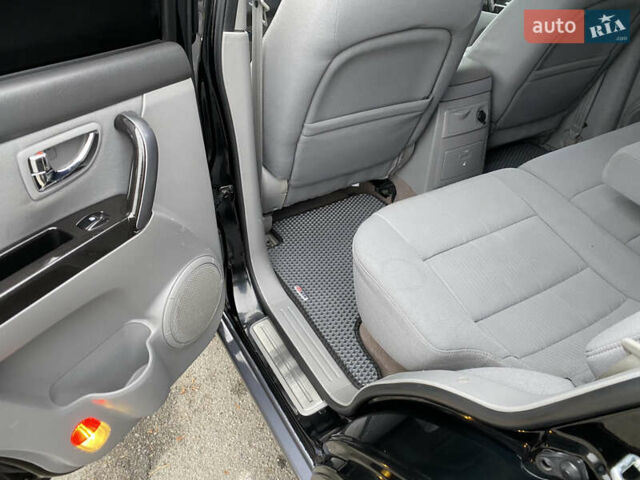 Чорний Кіа Соренто, об'ємом двигуна 2.5 л та пробігом 320 тис. км за 8299 $, фото 11 на Automoto.ua