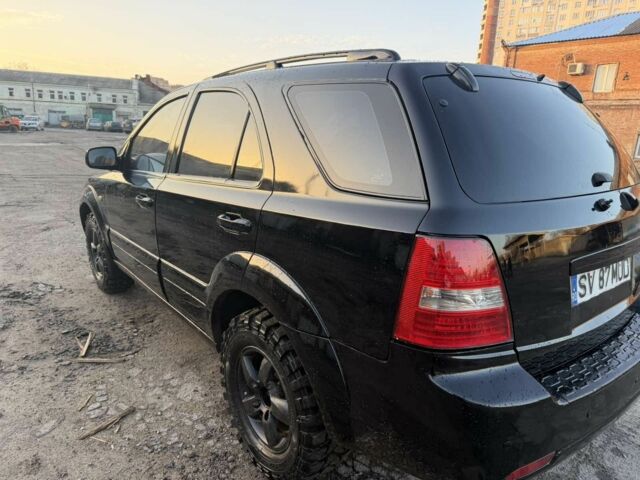 Черный Киа Соренто, объемом двигателя 2.5 л и пробегом 233 тыс. км за 4500 $, фото 4 на Automoto.ua