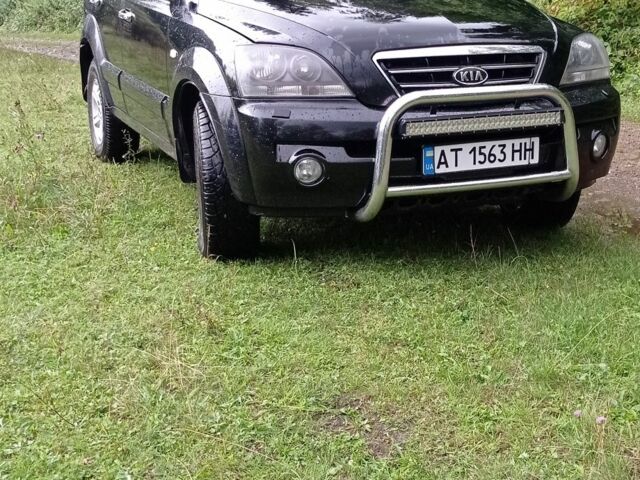 Черный Киа Соренто, объемом двигателя 2.5 л и пробегом 286 тыс. км за 6600 $, фото 3 на Automoto.ua