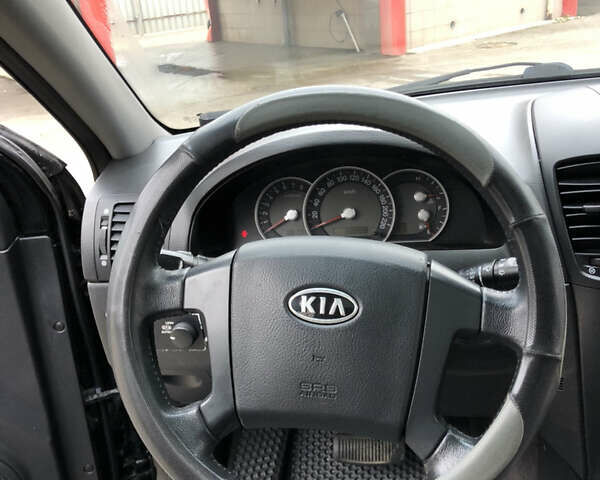 Черный Киа Соренто, объемом двигателя 3.34 л и пробегом 285 тыс. км за 7700 $, фото 27 на Automoto.ua