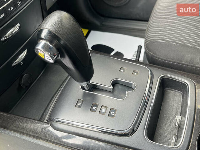 Чорний Кіа Соренто, об'ємом двигуна 2.5 л та пробігом 240 тис. км за 8999 $, фото 11 на Automoto.ua