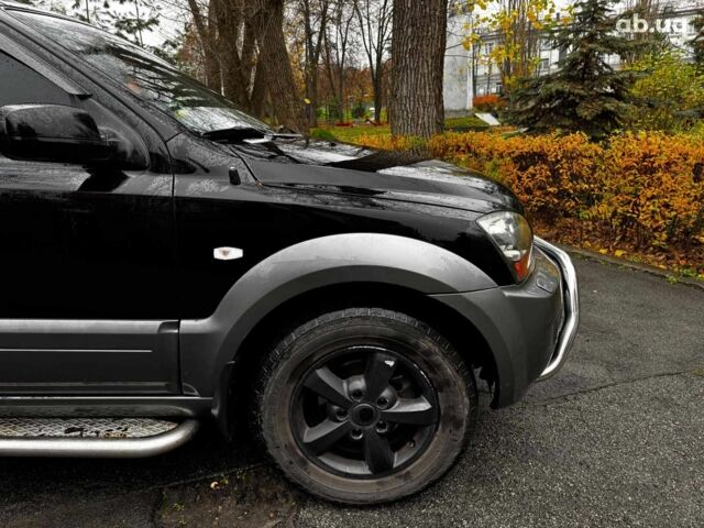 Чорний Кіа Соренто, об'ємом двигуна 2.5 л та пробігом 226 тис. км за 8490 $, фото 4 на Automoto.ua