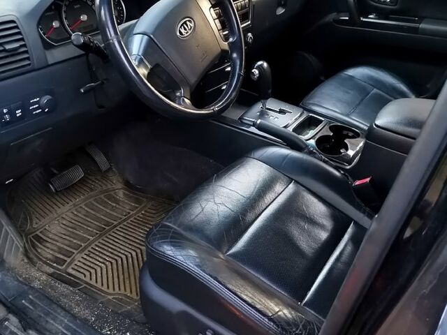 Чорний Кіа Соренто, об'ємом двигуна 3.5 л та пробігом 295 тис. км за 5250 $, фото 1 на Automoto.ua