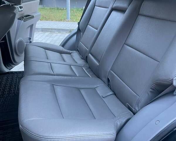 Черный Киа Соренто, объемом двигателя 2.5 л и пробегом 250 тыс. км за 8200 $, фото 25 на Automoto.ua