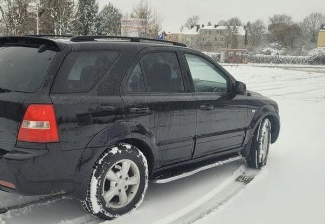 Черный Киа Соренто, объемом двигателя 2.5 л и пробегом 217 тыс. км за 3400 $, фото 1 на Automoto.ua