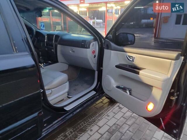 Черный Киа Соренто, объемом двигателя 2.5 л и пробегом 250 тыс. км за 9500 $, фото 14 на Automoto.ua