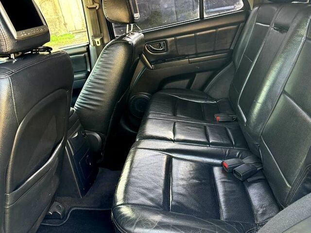 Черный Киа Соренто, объемом двигателя 2.5 л и пробегом 258 тыс. км за 4500 $, фото 7 на Automoto.ua