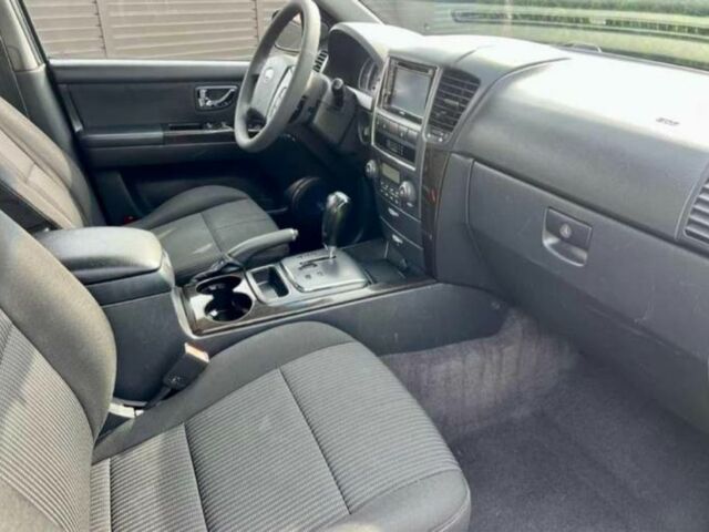 Черный Киа Соренто, объемом двигателя 2.5 л и пробегом 269 тыс. км за 6250 $, фото 4 на Automoto.ua