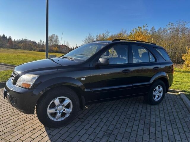 Черный Киа Соренто, объемом двигателя 2.5 л и пробегом 240 тыс. км за 3200 $, фото 1 на Automoto.ua