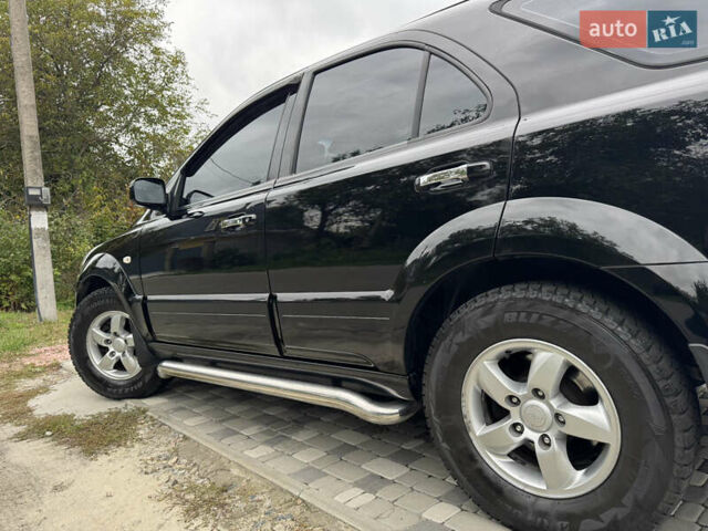 Чорний Кіа Соренто, об'ємом двигуна 3.3 л та пробігом 167 тис. км за 8500 $, фото 14 на Automoto.ua