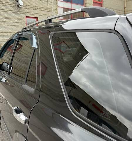 Чорний Кіа Соренто, об'ємом двигуна 2.5 л та пробігом 220 тис. км за 7000 $, фото 12 на Automoto.ua