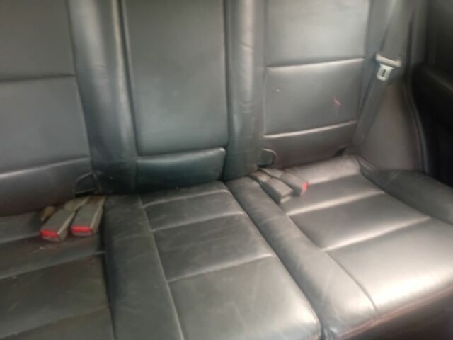 Черный Киа Соренто, объемом двигателя 2.5 л и пробегом 285 тыс. км за 2379 $, фото 6 на Automoto.ua