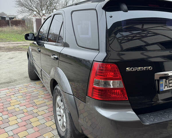 Чорний Кіа Соренто, об'ємом двигуна 3.3 л та пробігом 211 тис. км за 5750 $, фото 4 на Automoto.ua