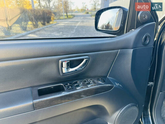 Черный Киа Соренто, объемом двигателя 2.5 л и пробегом 139 тыс. км за 8650 $, фото 18 на Automoto.ua