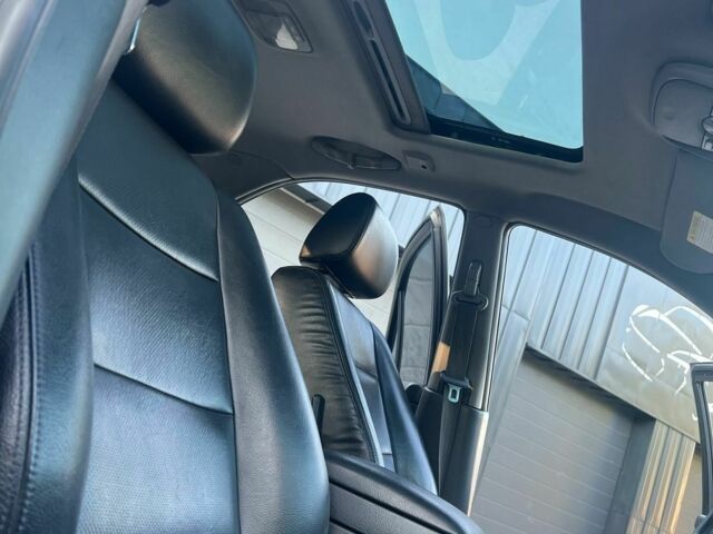 Чорний Кіа Соренто, об'ємом двигуна 2 л та пробігом 295 тис. км за 4350 $, фото 9 на Automoto.ua